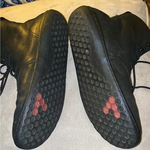 OBO! Vivobarefoot Gobi leather lace up boot sz 40L
